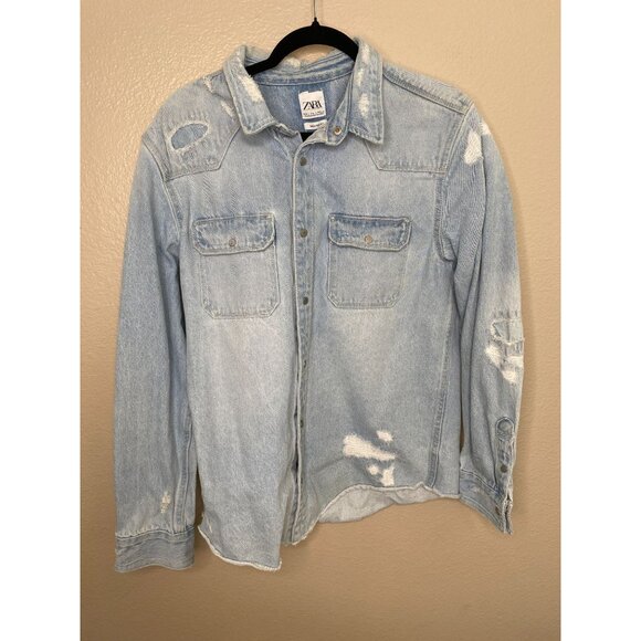 Zara Light Blue Distressed Denim Button-Up Shirt Relaxed Fit L Cotton Jacket - Picture 2 of 6